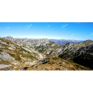 L'Anfiteatro del Tempo: Scorcio Selvaggio in Val Salatis
