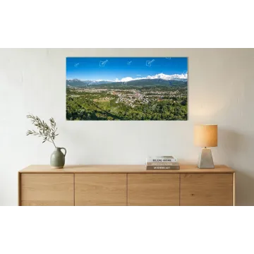 I Mille Volti di Belluno: Il Mosaico di Luce