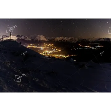 Luci nell'Ombra: La Conca dell'Alpago e il Cielo Stellato dal Nevegal