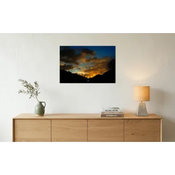 Prima del Luce: Il Profilo delle Dolomiti a Borca